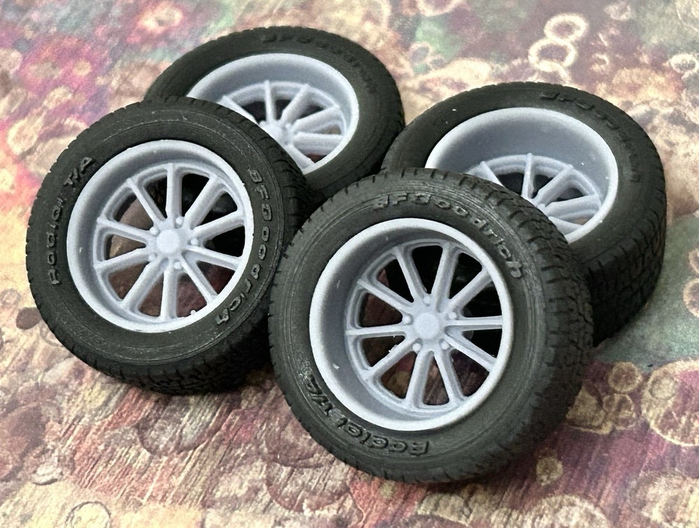 1/24 Scale: 17-inch “Rambler” wheels W/ Wide Rear Tires . Resin