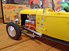1932 Revell Ford Hot Rod Model Kit 1/8 HIGHBOY MR. GASSER – Comes With Frame!