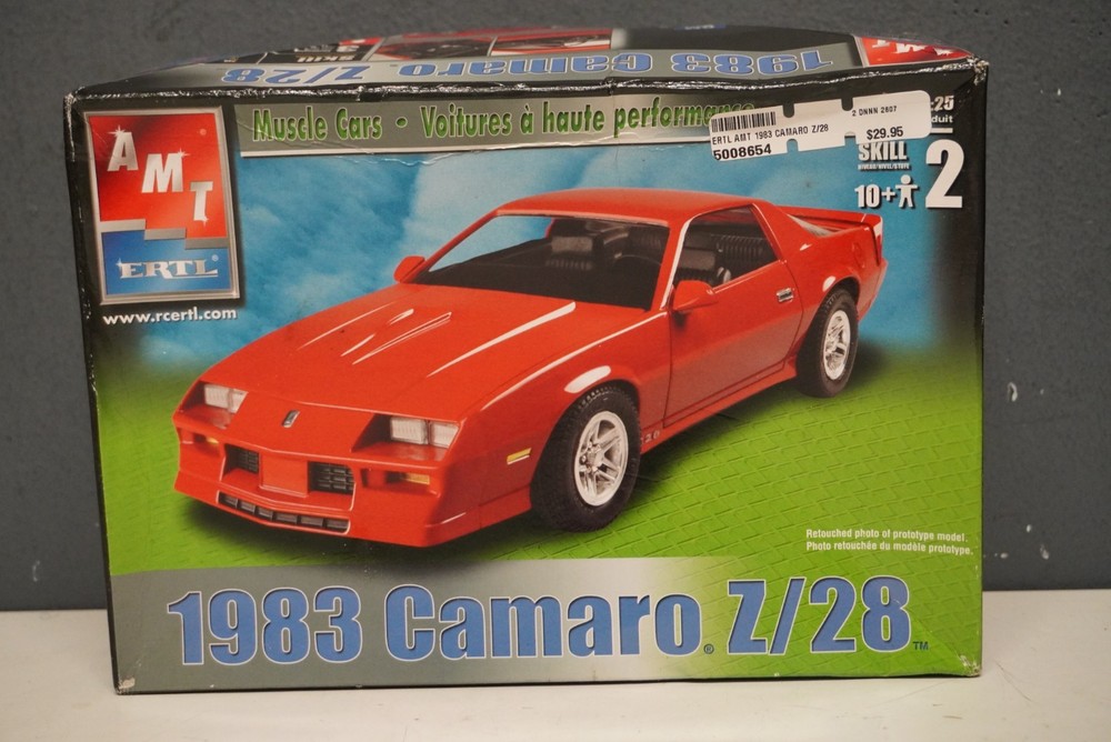 AMT/ERTL 1/25 1983 Camaro Z-28