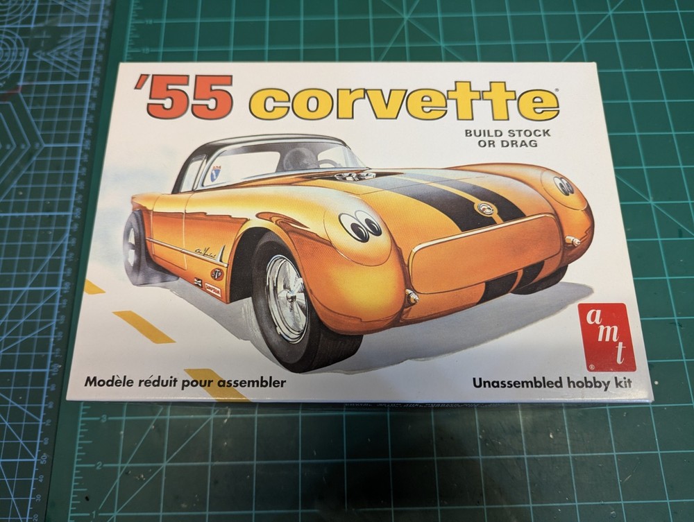 AMT ’55 Corvette Stock Or Drag 1/25 Model Kit