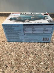Monogram ‘32 Ford Street Rod Cruiser 1:24 scale Kit # 85-0882 Sealed BUT….
