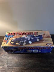 Polar Lights #6901 1960’s DC Comic Book Batmobile 1/25 Scale Plastic Model Kit