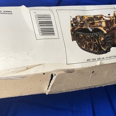 Ertl ESCI VW Typ82 Kubelwagen 7009 1/9 Model Kit Complete