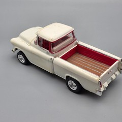 1955 Chevrolet Cameo 1/25 Built Model Truck Parts Display Diorama Collector