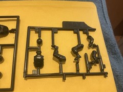 1:35 Scale Model Parts 1 1/2 Ton Personnel Carrier Figures Only