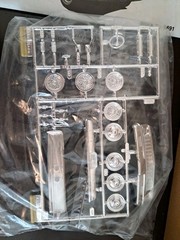 AMT Ertl 1972 Chevrolet Fleetside Model Car Kit 1:25 ~ Sealed bags