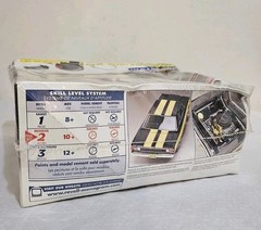 Revell ’67 Plymouth GTX 2’N1 1:25 Plastic Model Kit