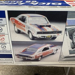 M26d Revell 1/25 85-2373 Dick Landy’s 68 Dodge Charger Winter National Model Kit