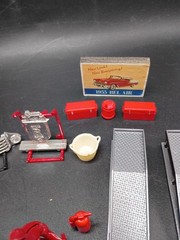 Vintage Model Car Auto Shop 1/24-1/25 Plastic Model Lot Tools Engines Lot Set