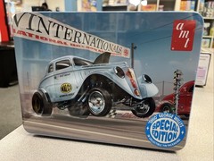 1/25 AMT #1513 ‘33 Willys Gasser Ohio George In Metal Tin Packaging!