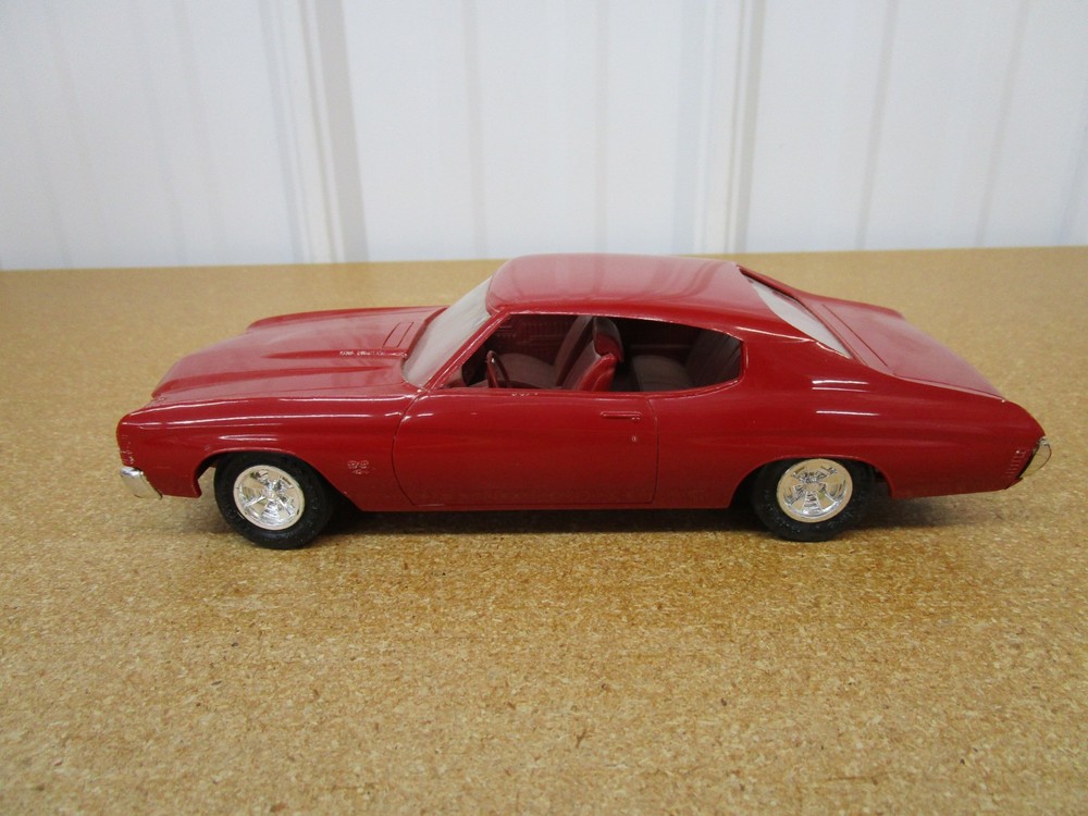 1971 Chevrolet Chevelle SS 1/25 dealer promo car red model Chevy RZ