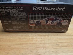 AMT #9 Coors Light Ford Thunderbird Bill Elliott Kit # 6740 New 1:25 Bn22