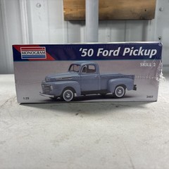 Monogram 1950 Ford Pickup Truck Kit 1:25 Scale #2457, Blue, Skill Level 2
