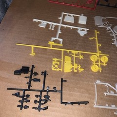 Vintage Lot Of Plastic Model Car Parts And Pieces (Lot515JY)