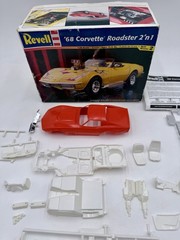 Revell ’68 Corvette Roadster 2’n1 1:25 Scale Model Kit 85-2544 REPLACEMENT PARTS
