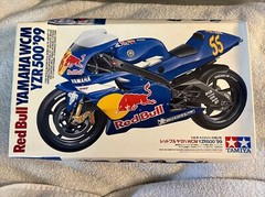 TAMIYA 1/12th Scale Model Kit- Red Bull Yamaha WCM YZR500 ‘99 #14076- New