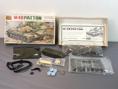 Lot of 3 Diff MILITARY ARMOURED TANK Sd KfZ M-48 BOMBER GRUMMAN F8F-2 Model Kit