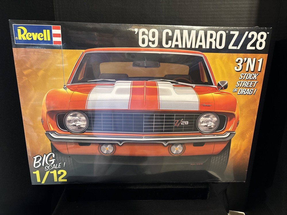REVELL 12812 ‘69 CAMARO Z/28-3’N1 STOCK, STREET OR DRAG-NIB-BIG SCALE 1/12