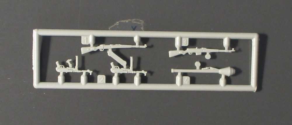 DRAGON 1/35 GERMAN Sd.Kfz.164 Nashorn – Parts Tree F from Kit No. 6166