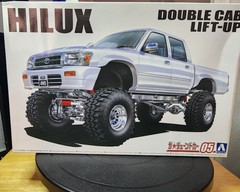 Aoshima 1/24 Toyota Hilux Double Cab Lift Up Pickup Truck 06131 Open Box