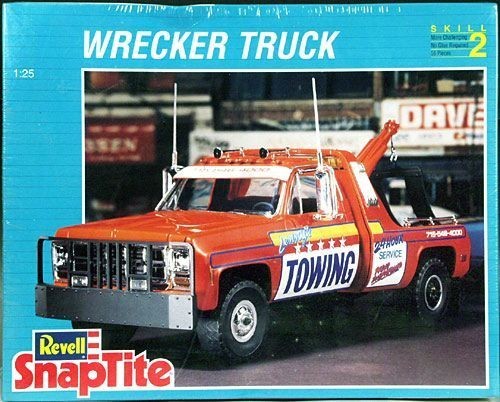 REVELL 1/25 1977 CHEVY WRECKER