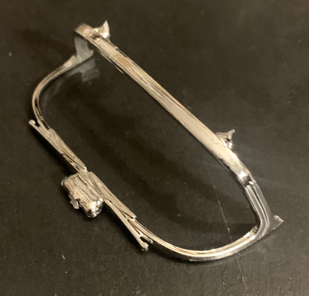 57 Corvette WINDSHIELD FRAME 111-2 1661 AMT Model Car Parts COMBINE PARTS SAVE