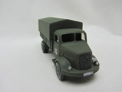 Wiking HO Scale #696 German Army Henschel HS 100 Cargo Truck w Decals