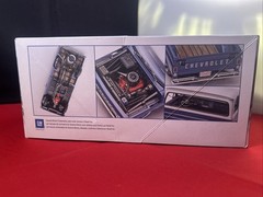 Revell 1/25 1966 Chevy Fleetside Pickup Plastic Model Kit