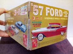 Vintage amt 1957 FORD 2DR. HARDTOP AMT 3in1 MODEL KIT EMPTY BOX 1/25 T-157-200