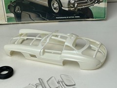 AMT T412, 1955 Mercedes Benz 300SL Gullwing Model Kit with Box