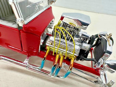 Testors Ford Model T Bucket Metal Body 1:24 Model Ultra Detail Pro Built Kit
