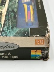 Airfix 03381 Classic Conflicts Tiger I & M4 Sherman Mk.I Tank 1/76 Model Kit Set