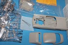 PARTS LOT 1957 Ford THUNDERBIRD 1/25 scale AMT #6516 incomplete T-Bird model kit