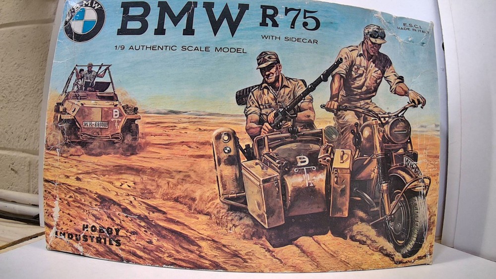 Esci BMW R/75 w/ Sidecar 1/9th Scale #7001 – PARTIALLY BUILT – SEE INFO BELOW