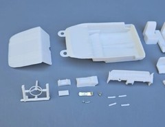 AMT 1/25 1965 PONTIAC BONNEVILLE SPORT COUPE INTERIOR AND RELATED PARTS
