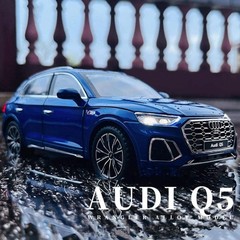 1:24 Scale AUDI Q5 Alloy Diecast Model Car – SUV Toy Vehicle with Sound & Light