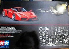 MODEL KIT: 1/12 TAMIYA ENZO FERRARI SHIPS FREE USA