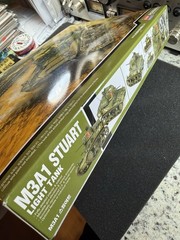 Academy 1/35 M3A1 Stuart Light Tank Model Kit #13269 New Open Box