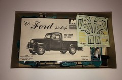 Vintage Monogram 1940 Ford Pick- Up 4 Way Customizing Kit 1/24 Unbuilt Nice!