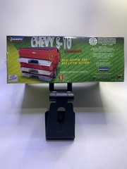 🔥1999 Sealed Lindberg Chevy S-10 Build N’ Play 1/22 Scale Model Kit No. 73031