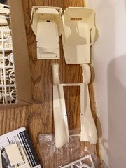 Revell 85-2169 – 1931 Ford Model A Sedan Hot Rod 2 ‘in 1 kit Parts