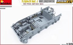 MINIART 35339 1/35 Scale Pz.Kpfw.Iv Ausf.J Nibelungenwerk.Mid Prod.Sep-Nov 1944