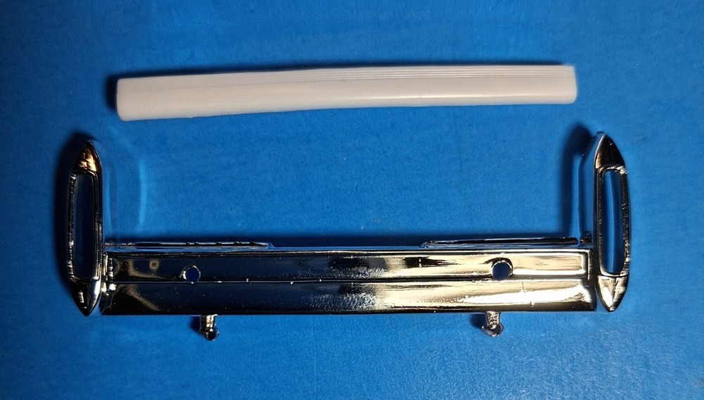 84 CADILLAC COUPE LOWRIDER – REAR BUMPER – REVELL 4991 – MODEL CAR KIT PARTS LOT