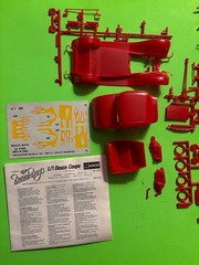 THE BEACH BOYS LIL DUECE COUPE 32 FORD MODEL KIT 1/24 SCALE MONOGRAM COOL LOOK!