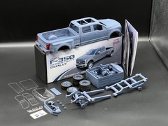 1/25 2023 Ford F-350 SD Dually Truck Resin Model Kit with, Clear Parts & Tires