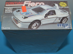 PONTIAC FIERO 1/25 scale plastic model kit MPC #1-0778 sealed 1980s vintage
