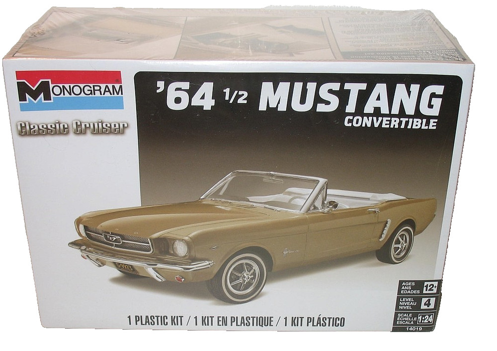Monogram Ford ’64 1/2 Mustang Convertible model kit New in Factory Sealed