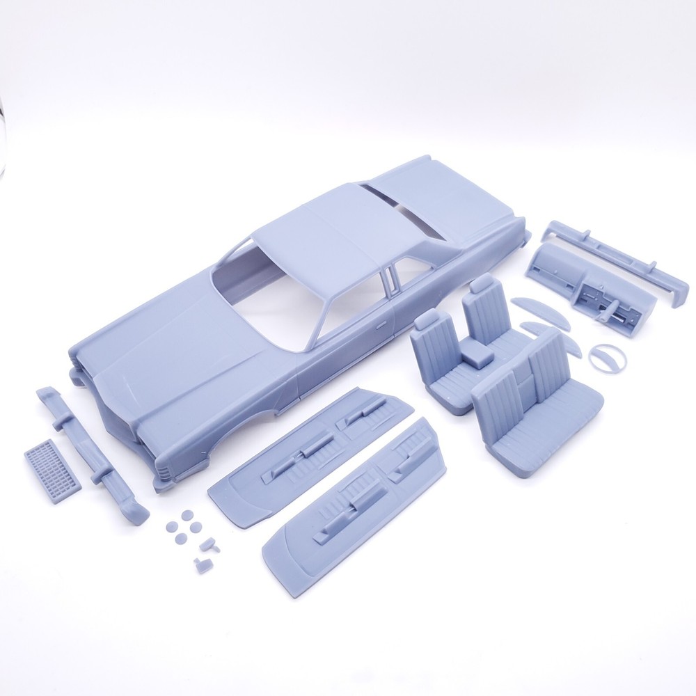 1978 Ford LTD Landau 1:25 Scale Resin 2-Door Kit Accessories Classic Diecast