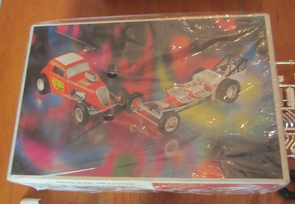 AMT Double Dragster Kit #T275 Fiat Rail Drag Late-’60s Psychadelic Art Box