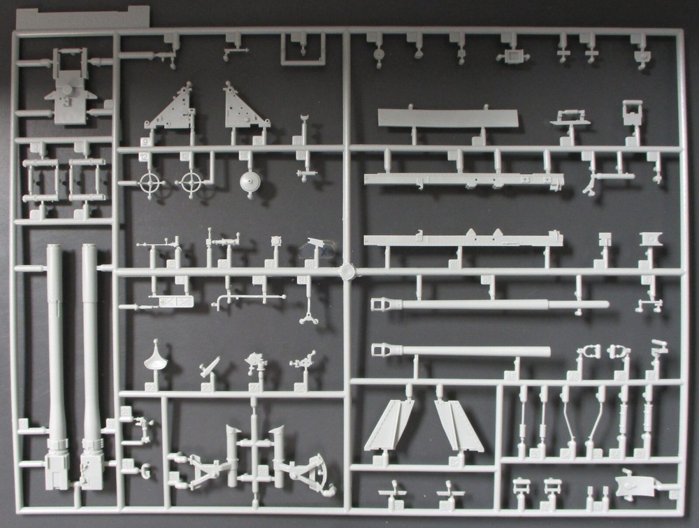 Dragon 1/35th Scale Hornisse Nashorn Early – Parts Tree D from Kit No. 6165